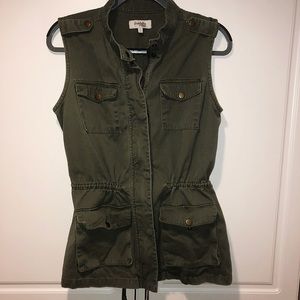 Army Green Vest - Adjustable Waist